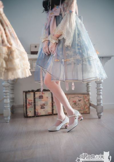 制服丝袜精品国产_4K在线观看高清